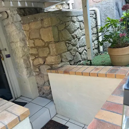 Amenage Au Sous-sol Avec Coin Jardin Au Centre D * 아르카숑